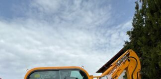 (FOTO) Miniexcavator achiziționat de Primăria Cislău