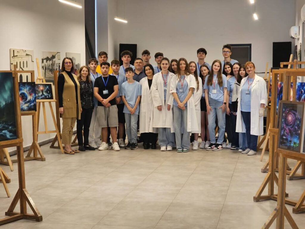 expoziție tablouri AI Buzău Pedagogic