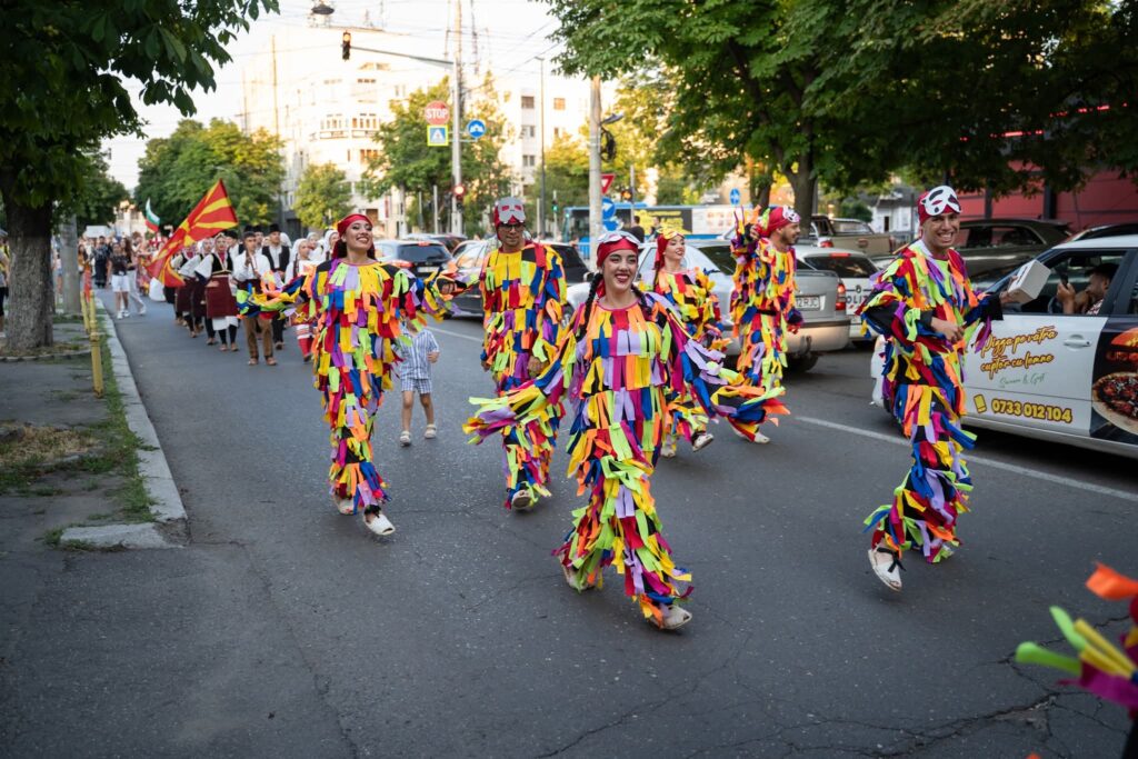 Festivalul Internațional de Folclor „Plaiurile Mioriței”