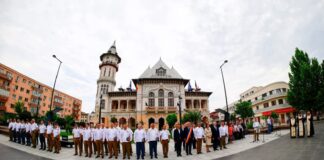 (FOTO) Ziua Imnului, sărbătorită în Piața Dacia