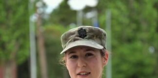 (VIDEO) Elevă de la școala militară Boboc, despre specializarea ,,război electronic”