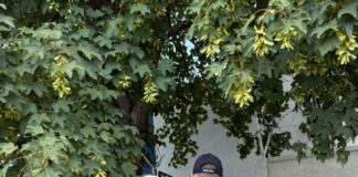 (FOTO) Vârstnic în arest, după ce și-a ucis un câine și a rănit alt animal