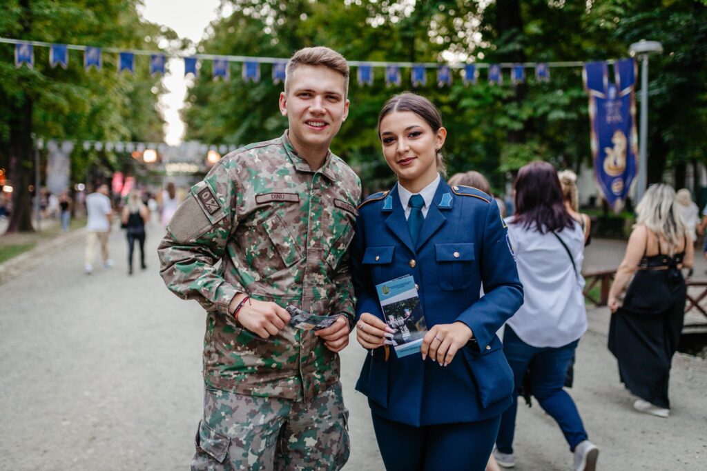 festival UNTOLD, Școala Militară de Maiștri Militari și Subofițeri a Forțelor Aeriene „Traian Vuia”.