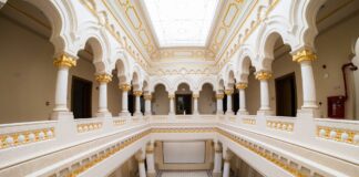 (VIDEO) Ce transformare! Cum arată clădirea restaurată a Bibliotecii Judeţene de pe Unirii