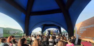 (VIDEO) Caravana Shakespeare, în Buzău și Ulmeni. Teatru în aer liber