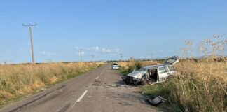 (UPDATE/FOTO) Accident mortal în Amaru. Două autovehicule implicate