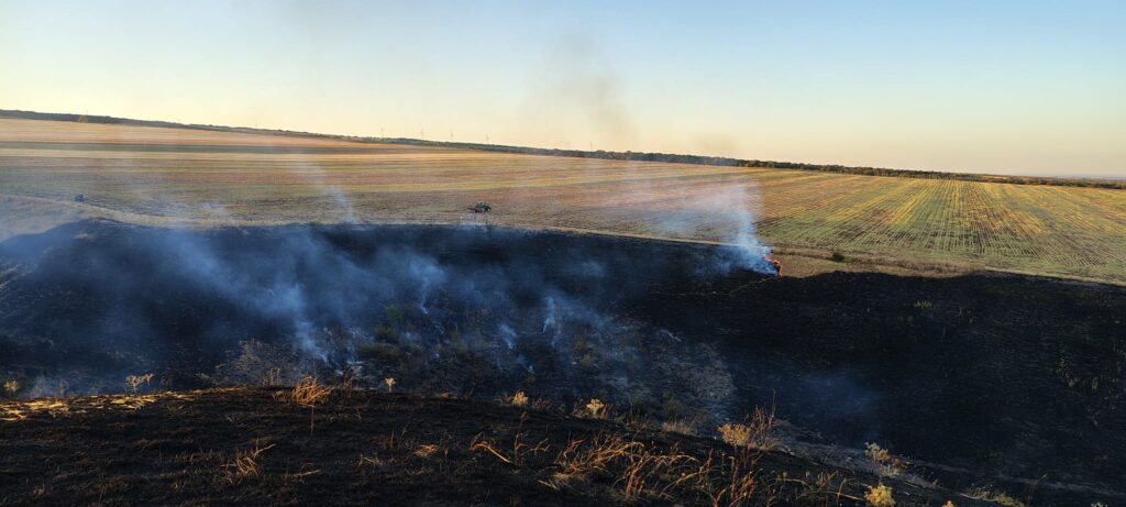 incendiu vegetație uscată Racovițeni