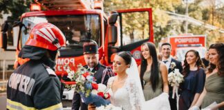 (FOTO) Buzoianca Andra și pompierul francez Loïc, căsătorie de Ziua Pompierilor din România