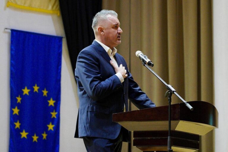 Deputatul Romeo Lungu: Educația nu trebuie pedepsită!