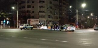 Mașină de Poliție, implicată într-un accident pe bulevardul Unirii