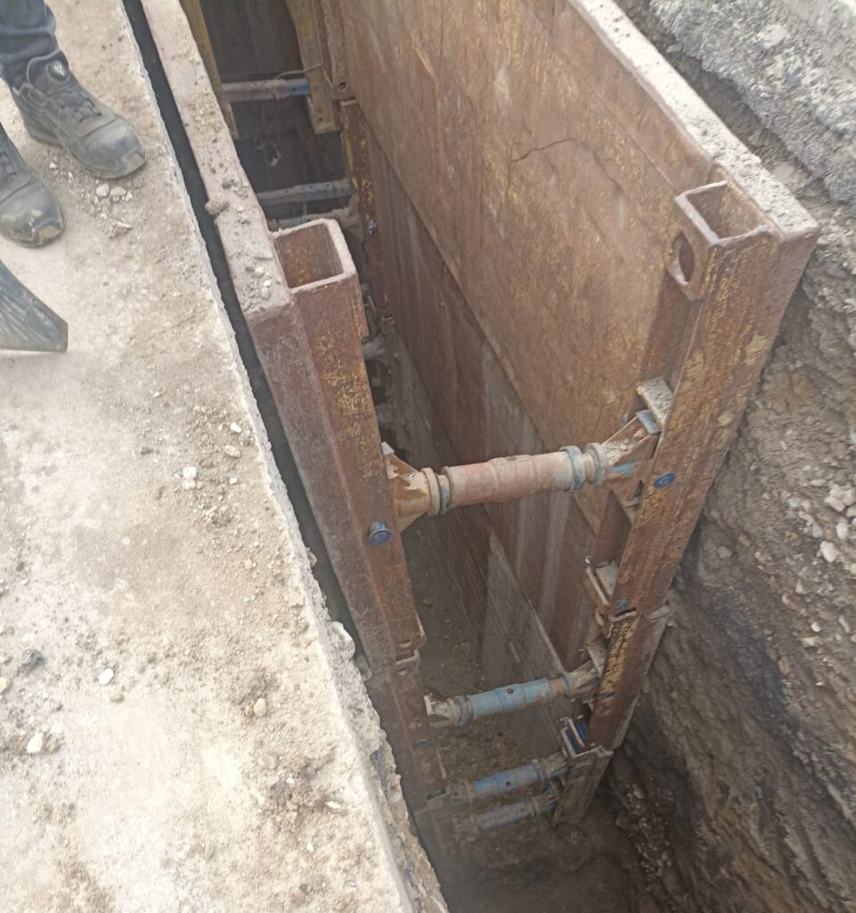 stadiu lucrări capă canalizare Topliceni Valea Râmnicului Grebănu