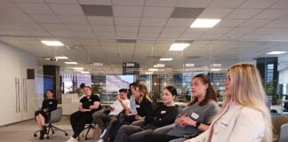 România rămâne pe ultimul loc în UE la numărul de absolvenți de studii superioare. World Vision România și Universitatea Babeș-Bolyai sprijină tinerii vulnerabili să își continue studiile prin programele „Vreau la facultate” și “iUBB”