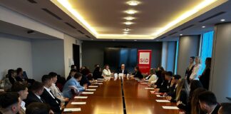 Europarlamentarul Andi Cristea, încă o vizită de studiu organizată pentru buzoieni, la Parlamentul European