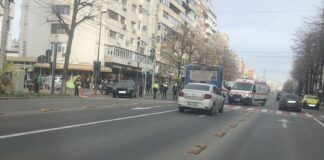 Două pasagere din autobuz, rănite într-un accident produs pe bulevardul Unirii