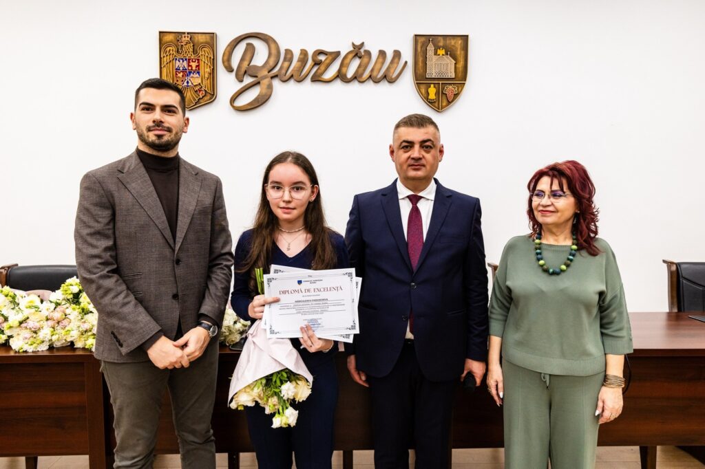 elevi profesori premiați Consiliul Județean Buzău