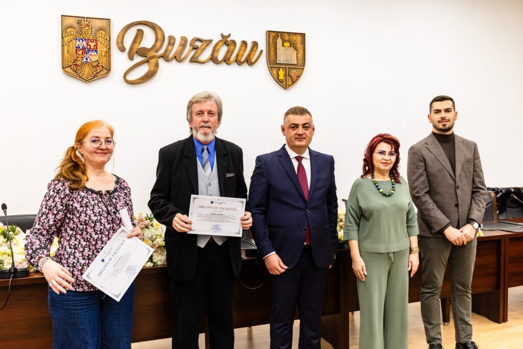 elevi profesori premiați Consiliul Județean Buzău