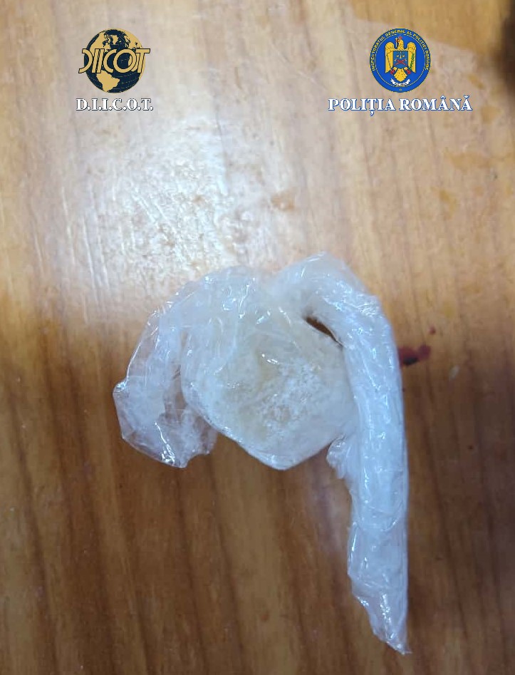 droguri dead drop Buzău, percheziții droguri, traficanți de droguri Buzău