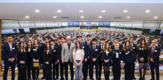 Europarlamentarul Andi Cristea promovează educația și valorile europene în rândul tinerilor buzoieni