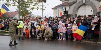 (UPDATE/FOTO) La mulți ani, România!🇷🇴Buzoienii, așteptați pe Calea Eroilor, în Parcul Brătianu, Piața Dacia și Parcul Crâng