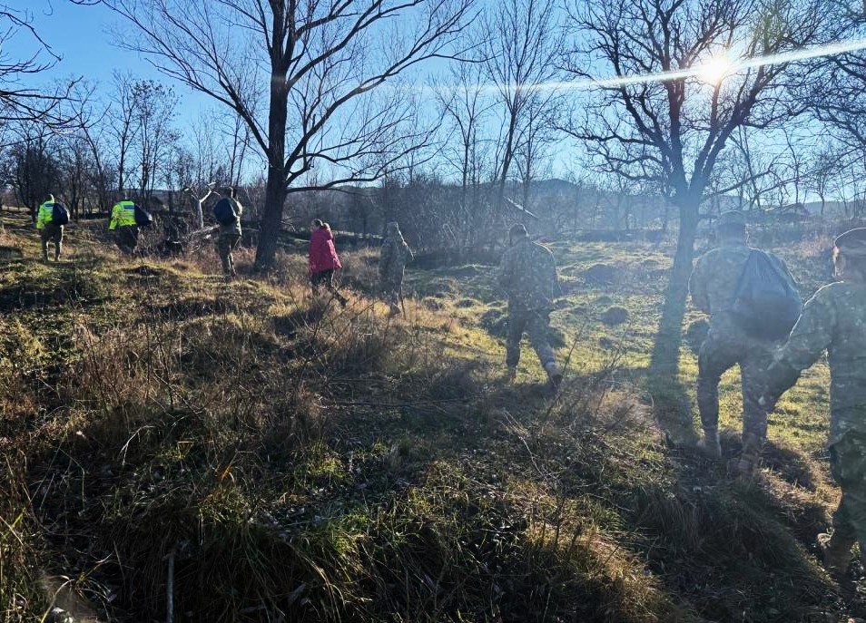 daruri militari buzoieni familii nevoiașe, daruri Sărbători familii nevoiașe Buzău, Divizia 2 Infanterie Getica Buzău