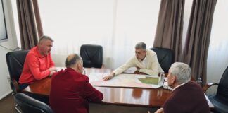(FOTO) Marcel Ciolacu, Constantin Toma, Romeo Lungu și afaceristul Ali Hamzeh, discuții despre construirea viitorului spital