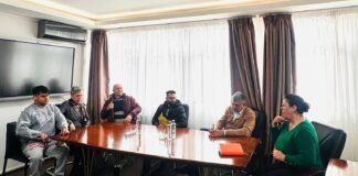 (FOTO) Marcel Ciolacu, întâlnire pentru sprijinirea persoanelor surdo-mute