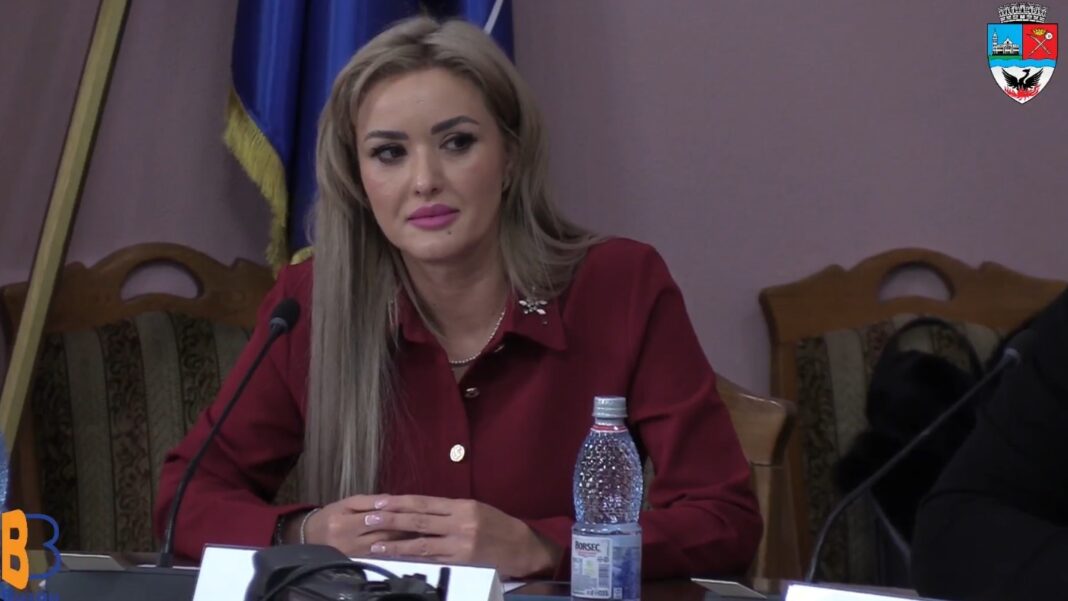 Oana Gheorghiu 2