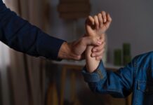 Femei agresate, în weekendul de 8 Martie. Trei bărbați, în arest