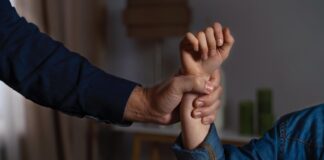 Femei agresate, în weekendul de 8 Martie. Trei bărbați, în arest