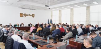 (FOTO) Marcel Ciolacu, întâlnire cu primarii. Despre ce s-a discutat la Consiliul Județean