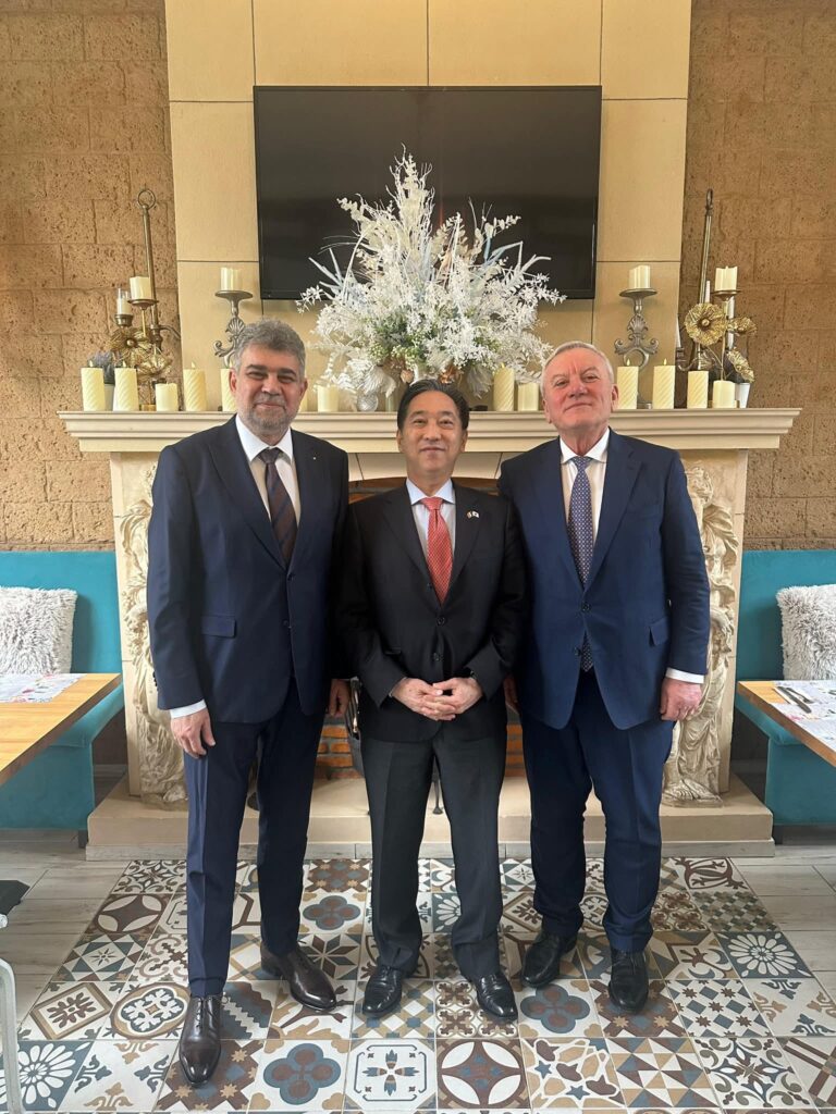 (FOTO) Ambasadorul Japoniei, Takashi Katae, întâlnire cu Marcel Ciolacu și Constantin Toma. Perspective de colaborare 6 ambasador Japonia vizită Buzău Marcel Ciolacu Constantin Toma, Takashi Katae Ambasadorul Japoniei