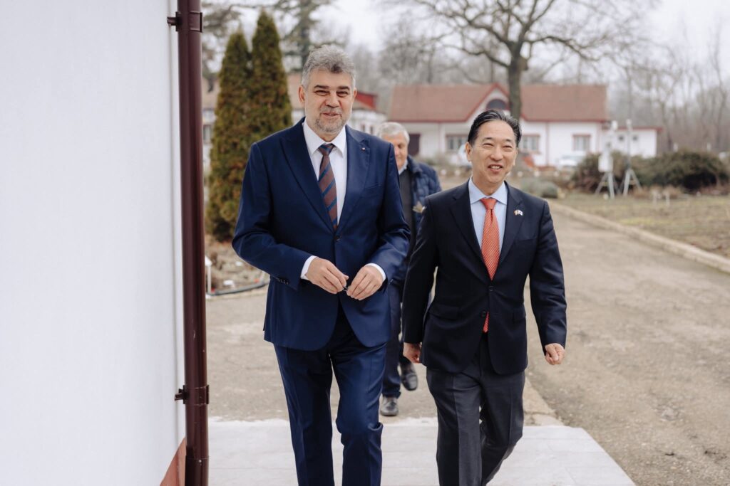 (FOTO) Ambasadorul Japoniei, Takashi Katae, întâlnire cu Marcel Ciolacu și Constantin Toma. Perspective de colaborare 1 ambasador Japonia vizită Buzău Marcel Ciolacu Constantin Toma, Takashi Katae Ambasadorul Japoniei