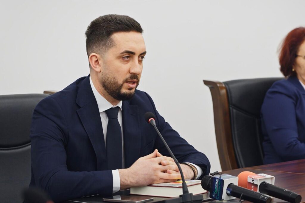 depunere jurământ subprefect Constantin Cristea PSD, învestire subprefect Constantin Cristea