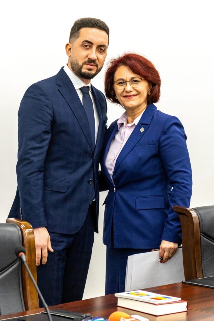 depunere jurământ subprefect Constantin Cristea PSD, învestire subprefect Constantin Cristea