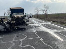 (VIDEO/UPDATE) Doi morți, în urma unui teribil impact. Trafic blocat pe E85, între Limpeziș și Mihăilești