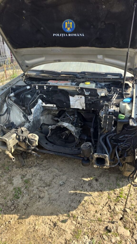centru ilegal dezmembrări auto Buzău, patron reținu dezmembrări auto