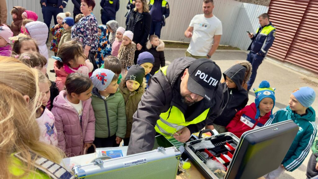 acțiune poliție Buzău Pătârlagele, polițiști Liceul Teoretic Radu Vlădescu Pătârlagele