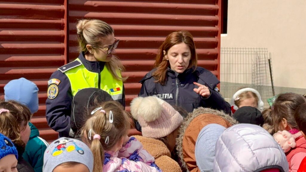 acțiune poliție Buzău Pătârlagele, polițiști Liceul Teoretic Radu Vlădescu Pătârlagele