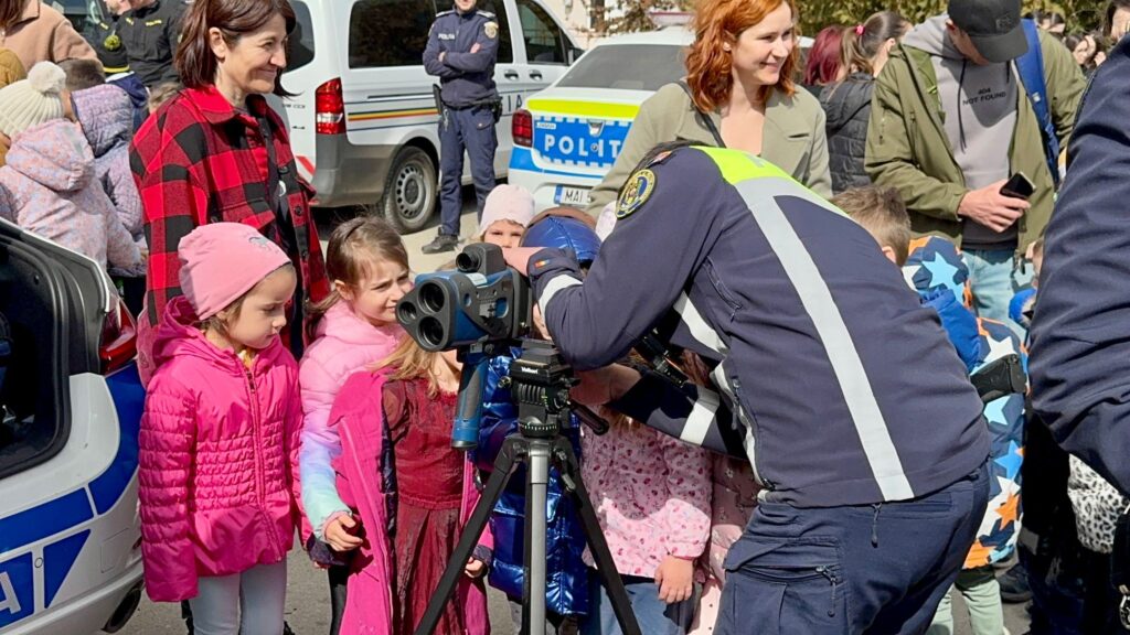 acțiune poliție Buzău Pătârlagele, polițiști Liceul Teoretic Radu Vlădescu Pătârlagele