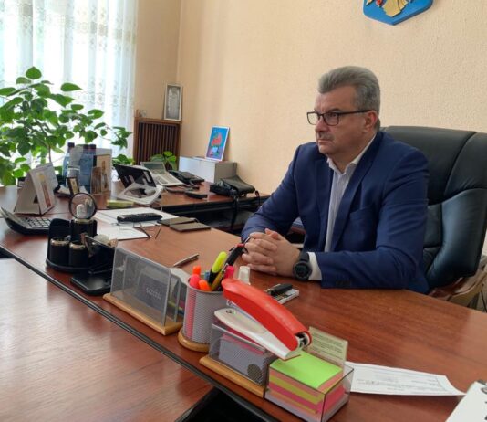 Leonard Dimian, aproape de revenirea la Casa Albă