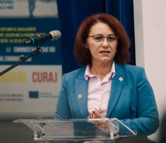 (UPDATE) Liliana Sbîrnea, nevoită să-și dea demisia de la Casa Albă. Sorin Grindeanu le-a cerut tuturor prefecților să renunțe la funcții