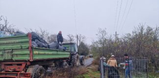 (FOTO) Balta Albă. Final de campanie. Zeci de tone de deșeuri, colectate de la populație