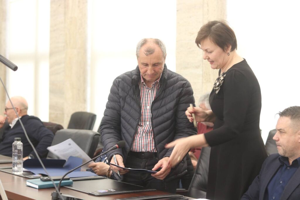Primele contracte. Zeci de comunități buzoiene, într-un proiect social major 2 poriect social primării Buzău, proiect persoane vulnerabile Buzău