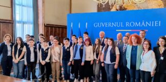 (Galerie FOTO) Delegație buzoiană invitată la Palatul Victoria. Cine a mers la Guvern și cu ce ocazie