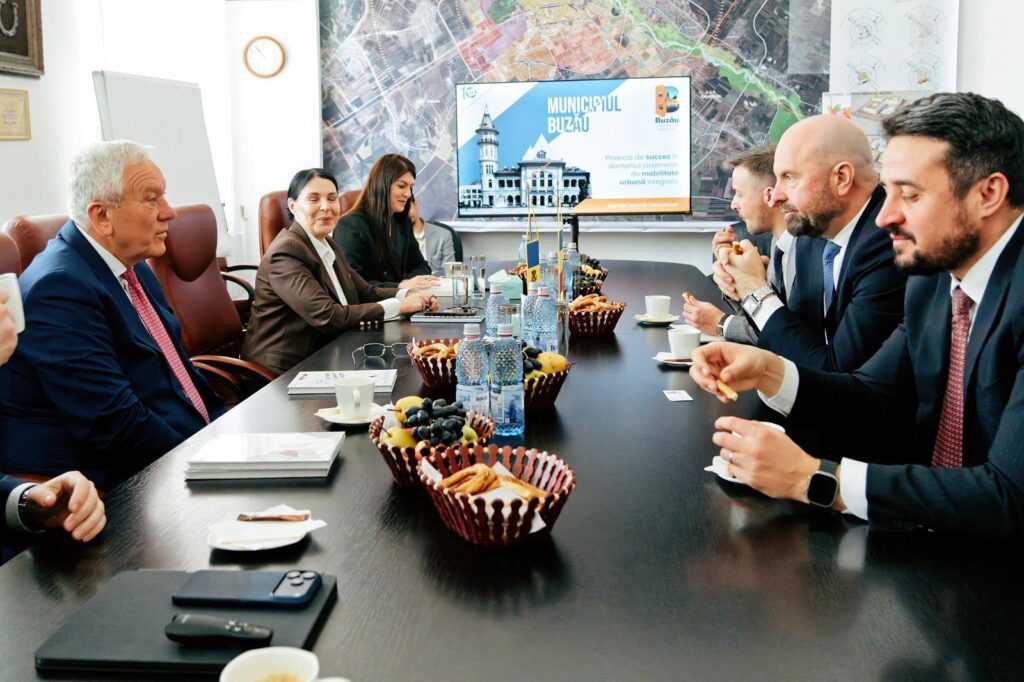 Adrian Petre, Constantin Cristea, Marcel Ciolacu președinte Consiliul Județean Buzău, primar Constantin Toma, Romeo Lungu, vicepremier Republica Moldova Vladimir Bolea vizită Buzău