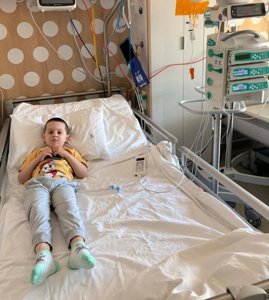 donații caz umanitar Buzău băiețel leucemie, Patrick Buzău leucemie caz umanitar