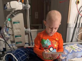 La doar 5 ani, Patrick are nevoie de ajutor! Se luptă cu leucemia. Familia are nevoie de bani