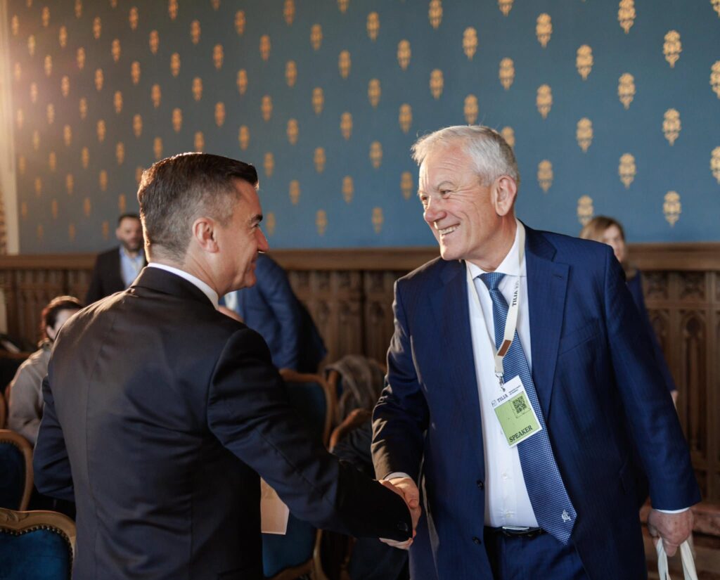 Charles Montgomery Orașul fericit, primar Constantin Toma Summit orașe România