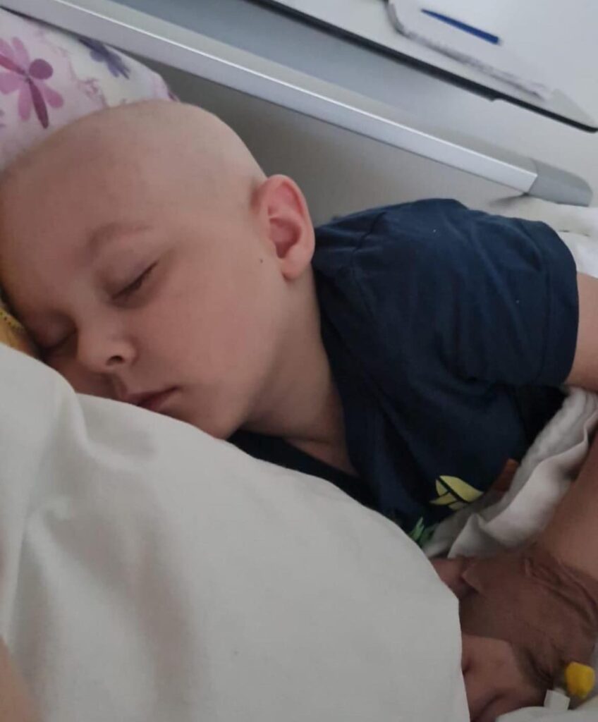 donații caz umanitar Buzău băiețel leucemie, Patrick Buzău leucemie caz umanitar