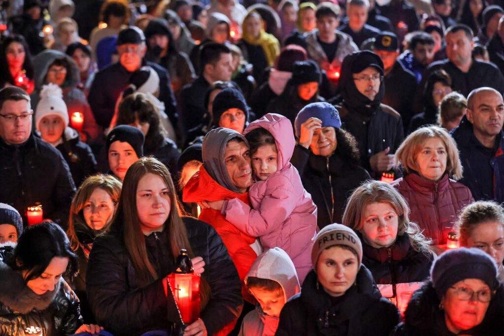 slujbă Înviere noaptea de Paști Buzău